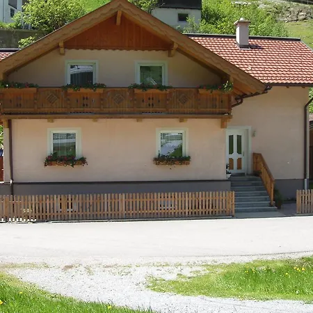Haus Toferer Apartment *